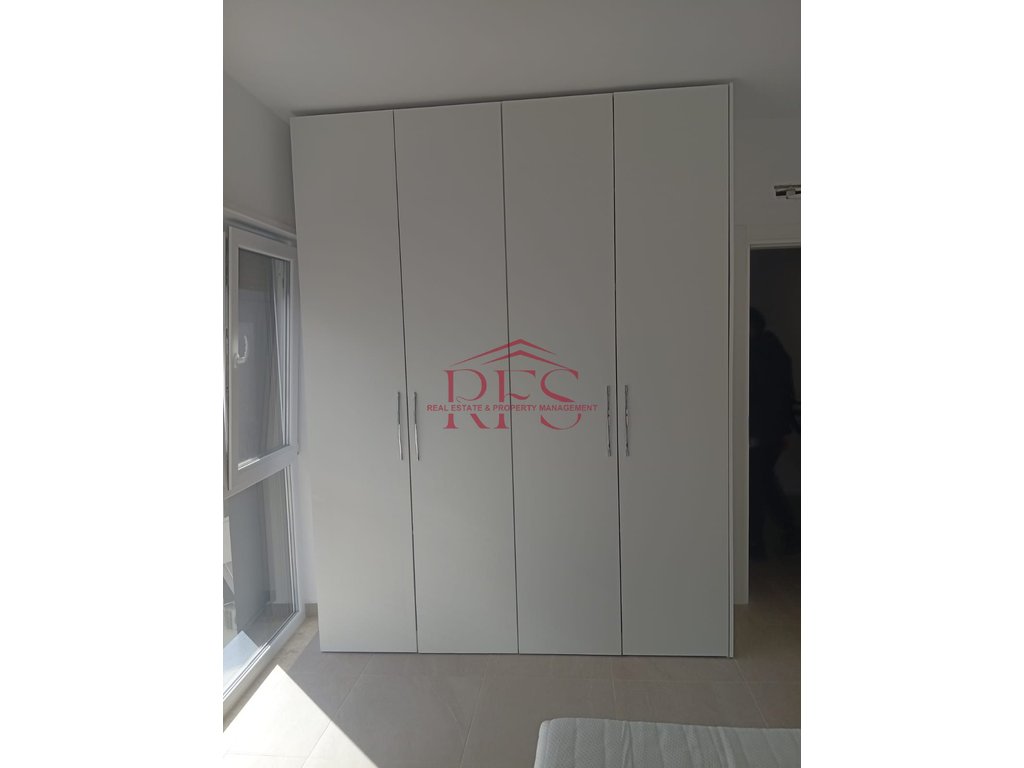 Gallery 01