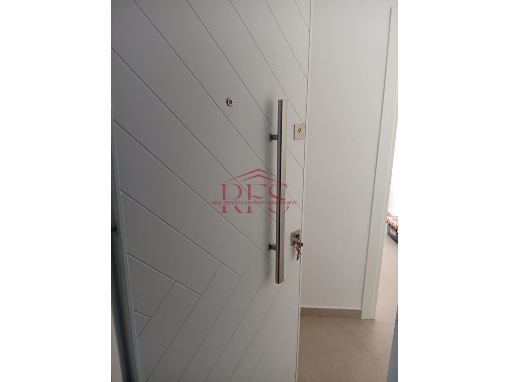 Gallery 01