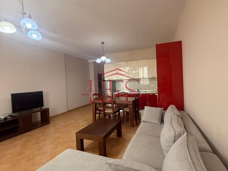 📍 Appartamento 2+1 in affitto – Jordan Misja, mai abitato prima