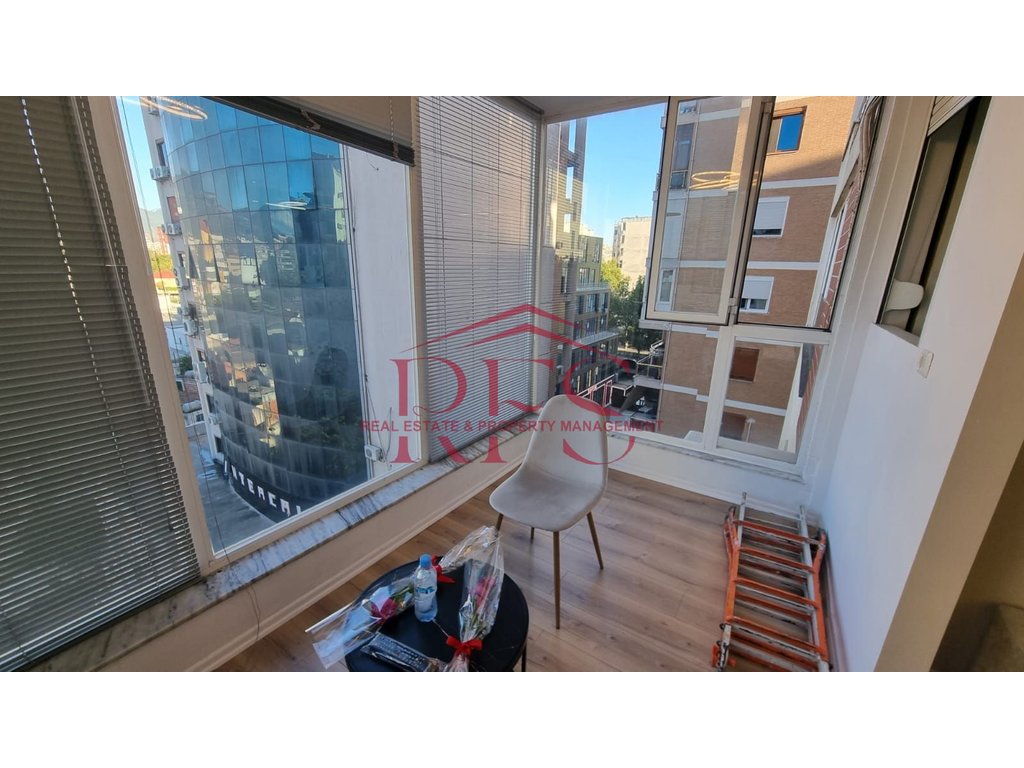 Gallery 01