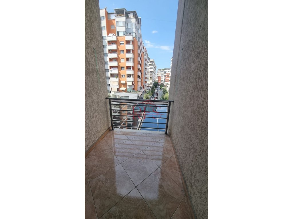 Gallery 01