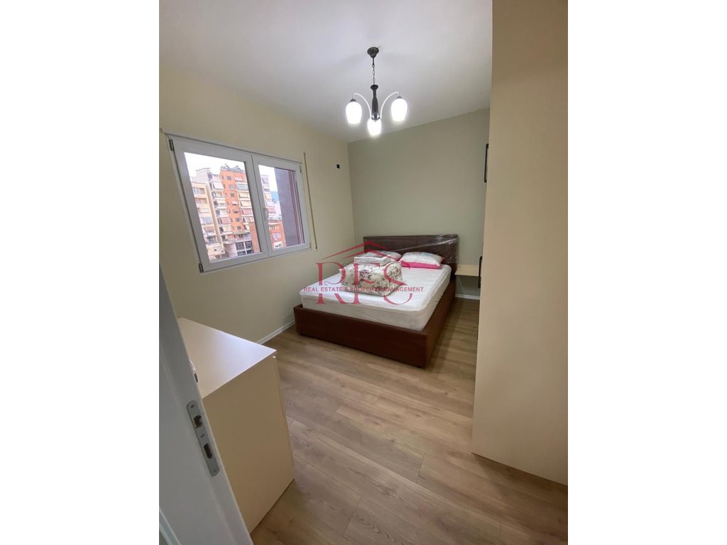 Gallery 01