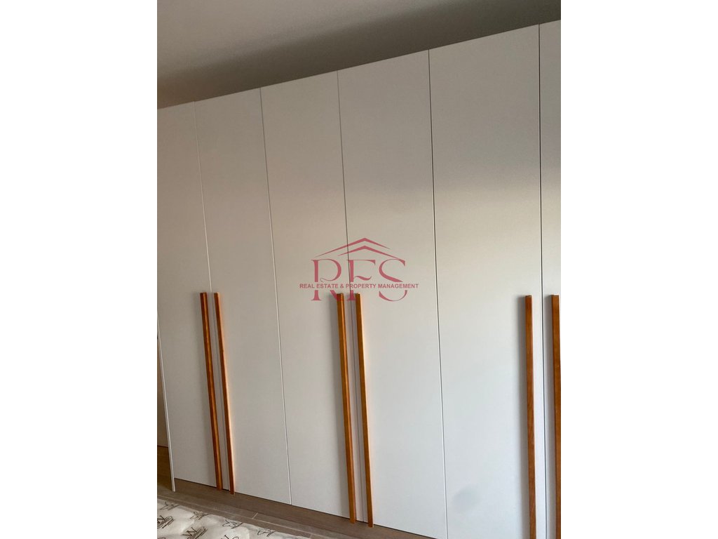 Gallery 01