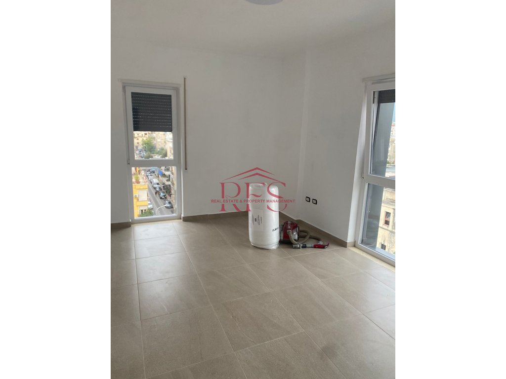 Gallery 01
