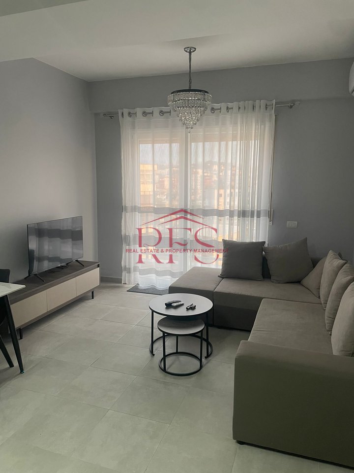 📍 Apartment 2+1+2 for rent – balcony, 10 minutes away from the Center