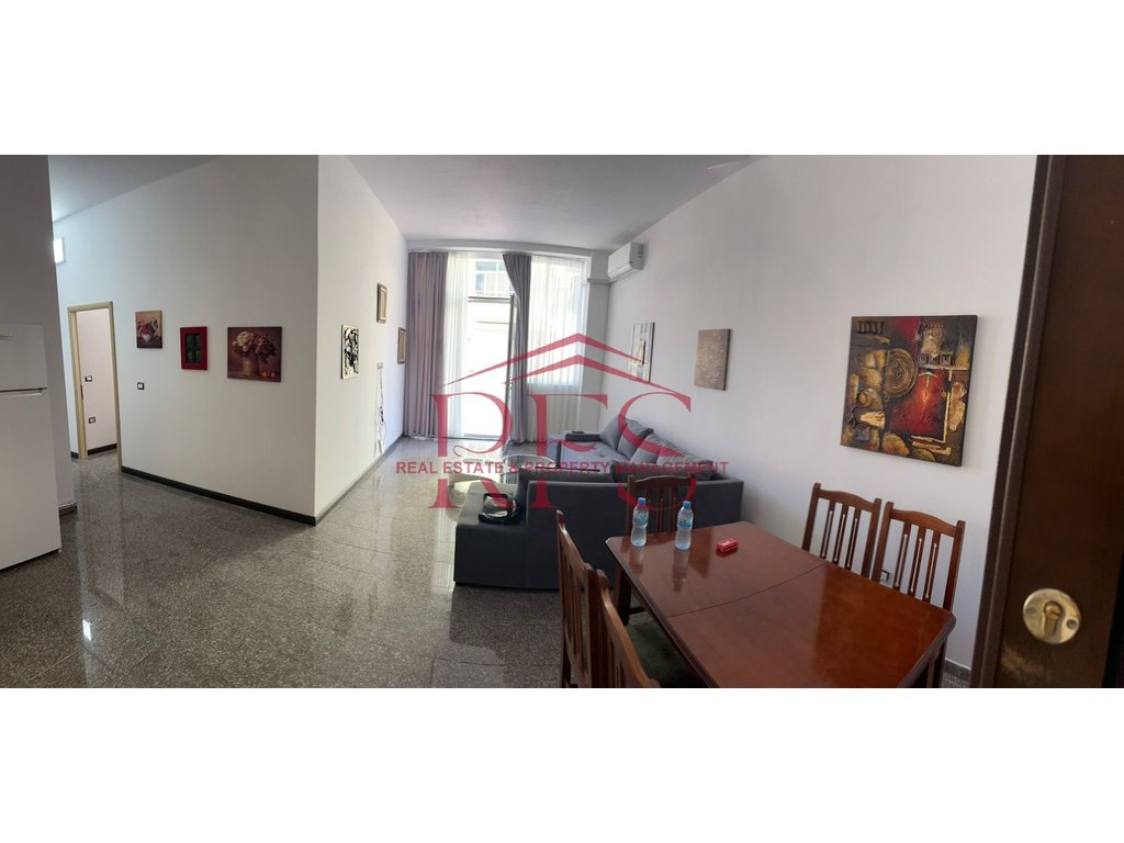 Gallery 01