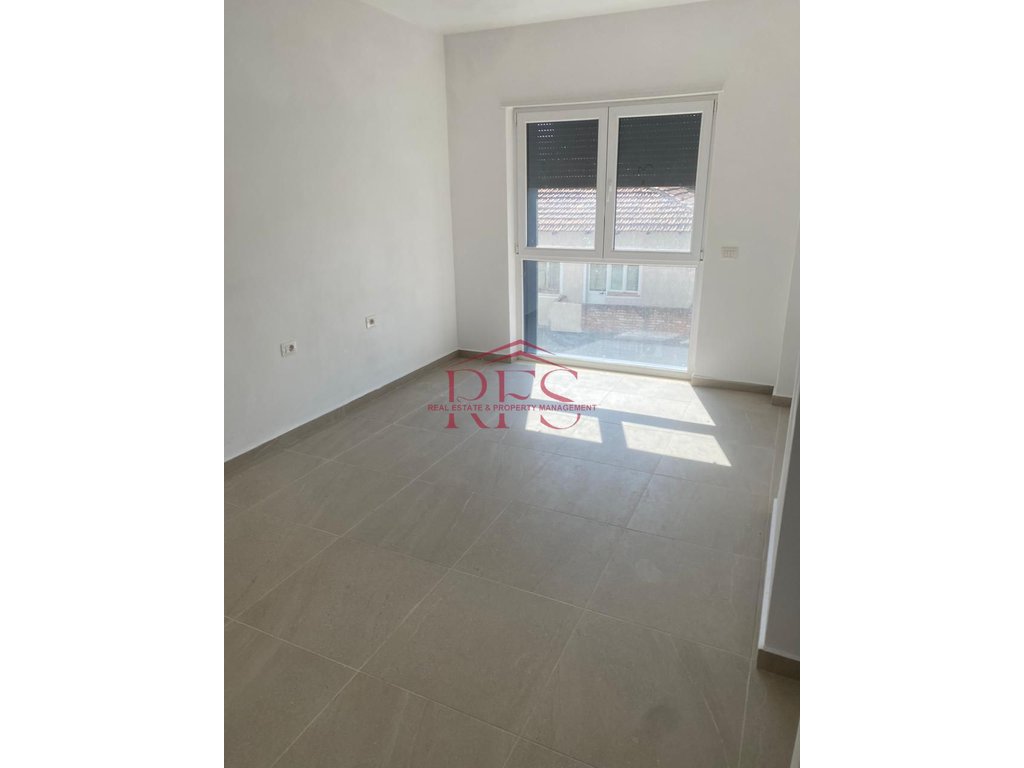 Gallery 01