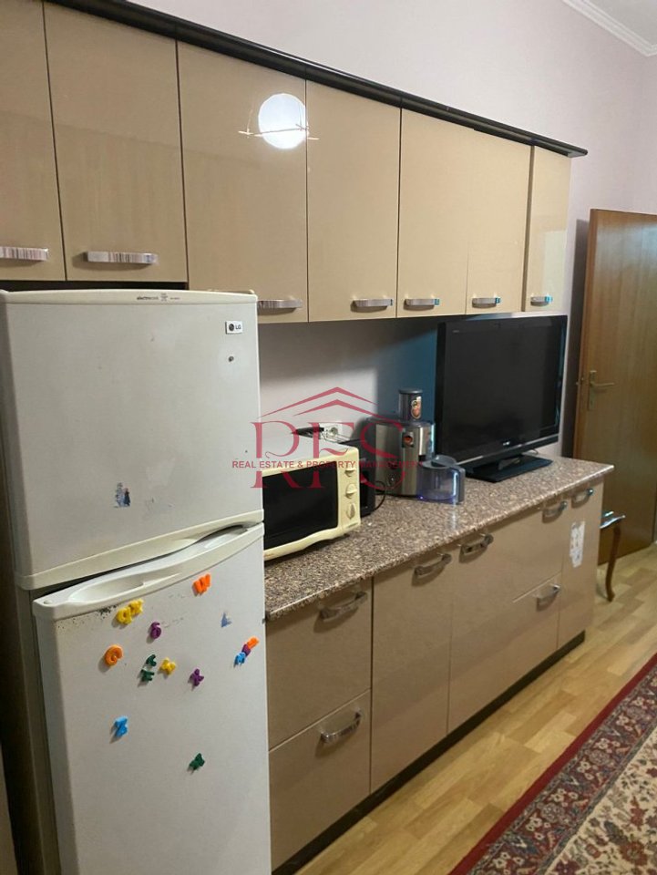 🏡 Apartment 3+1+2 for Rent on Bardhyl Street.