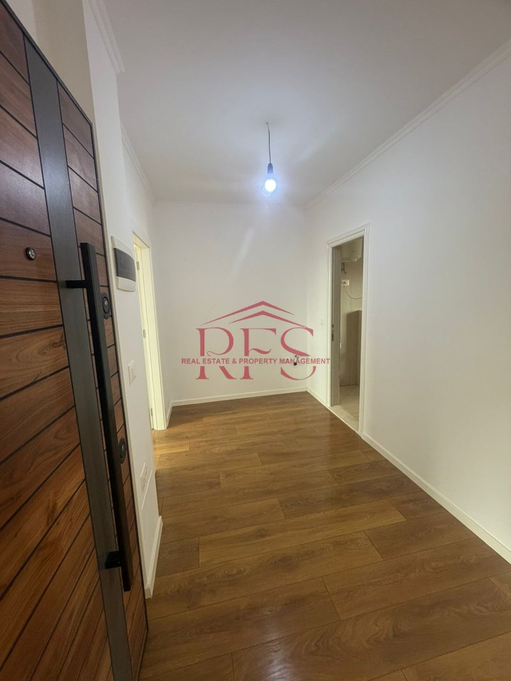 Apartment 1+1 for sale, 5th floor, 54 m², €98,000, Porcelan