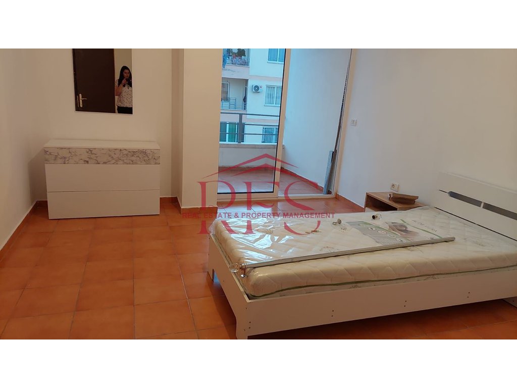 Gallery 01