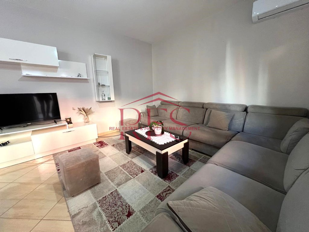 Gallery 01