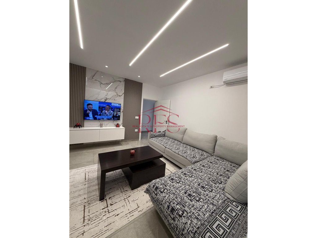 Gallery 01