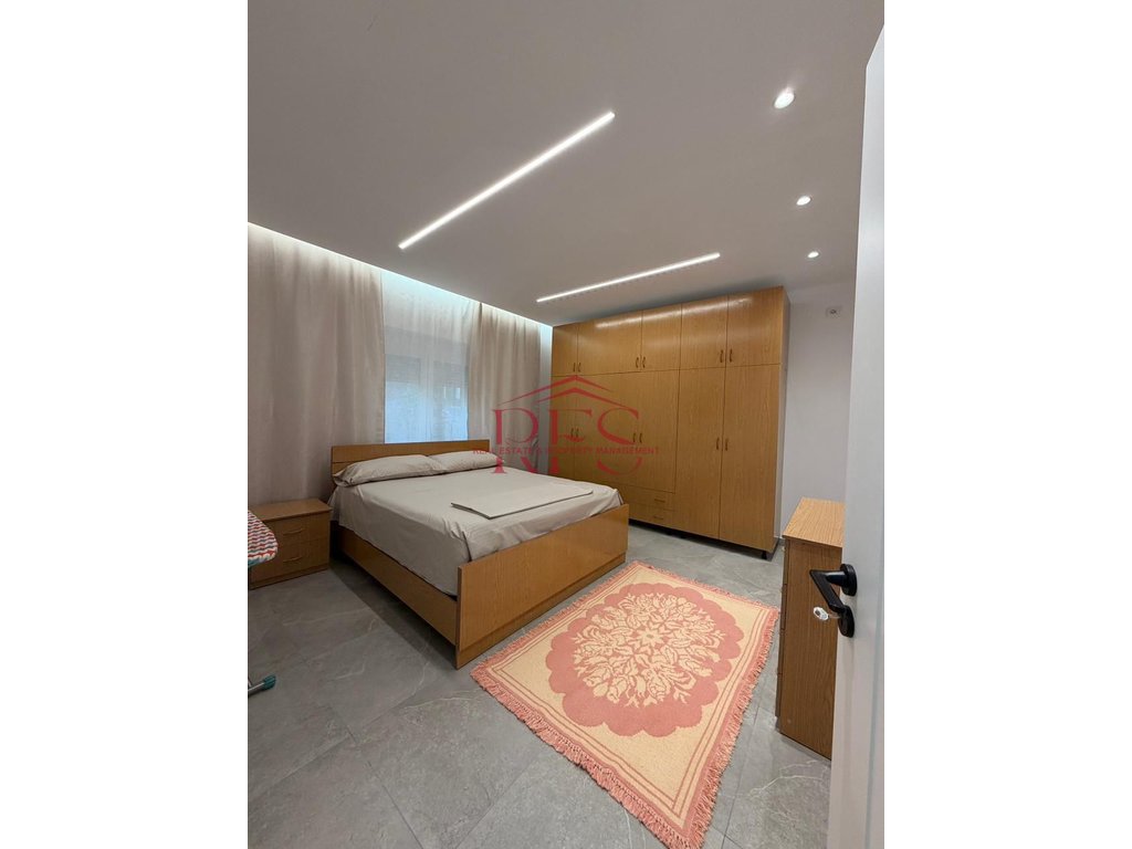 Gallery 01