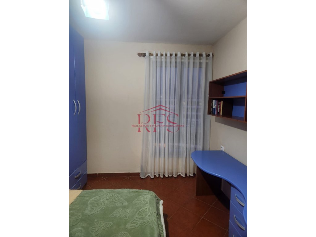 Gallery 01