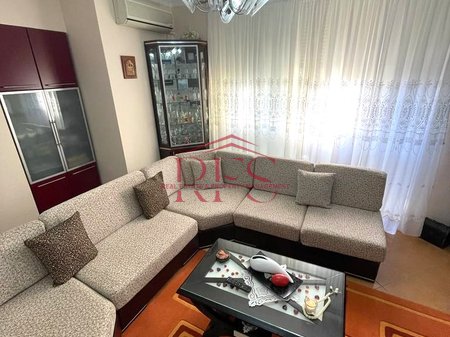 Appartamento 2+1 in affitto, 3° piano, 550 € a DON BOSKO, vicino a VIZIONI