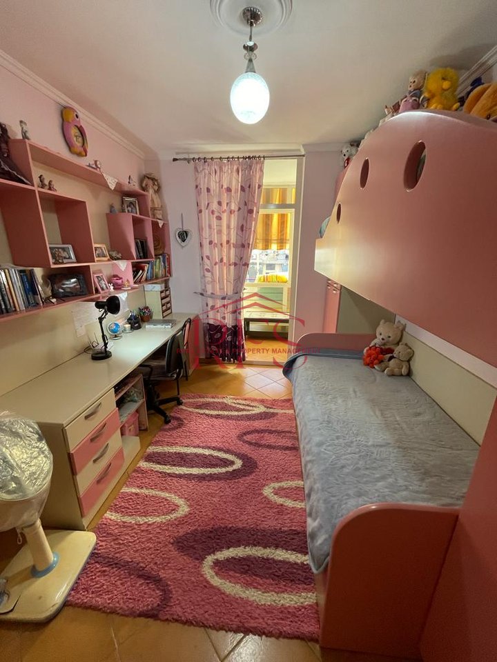 Appartamento 2+1 in affitto, 3° piano, 550 € a DON BOSKO, vicino a VIZIONI