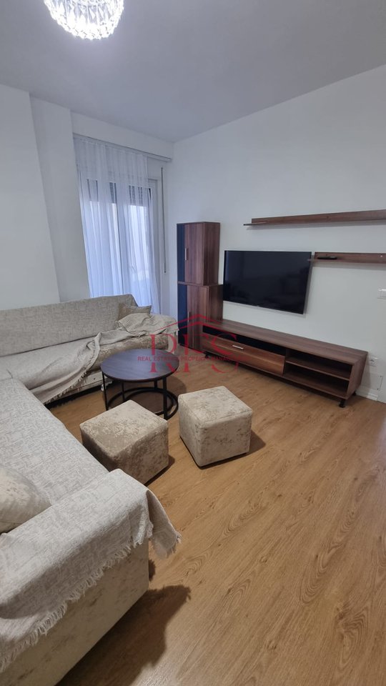 Jepet me Qera Apartament 1+1 ne Don Bosko, 600 Euro