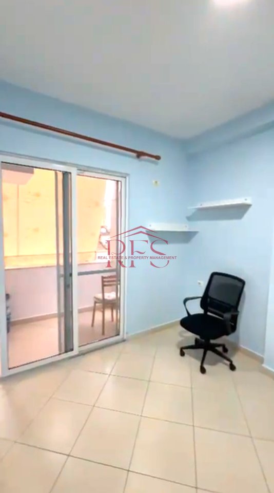 Appartamento 2+1+Balcone in affitto, 4° piano, 500 €, Via 4 Deshmoret, Selvia, Via Dibres