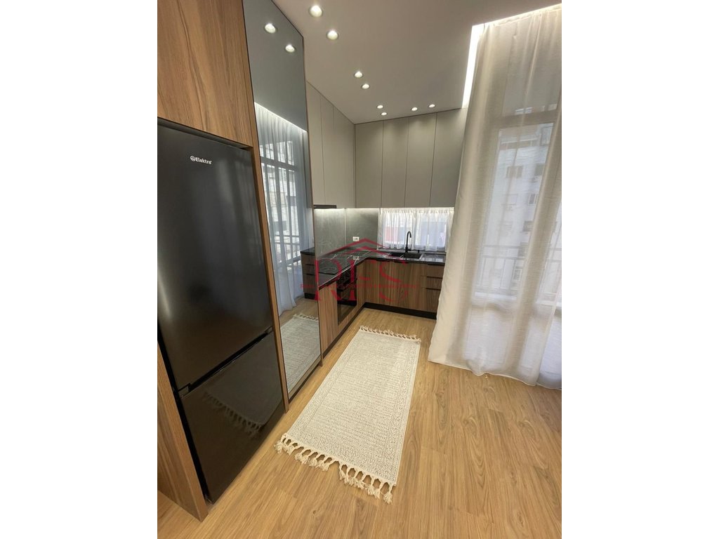 Gallery 01