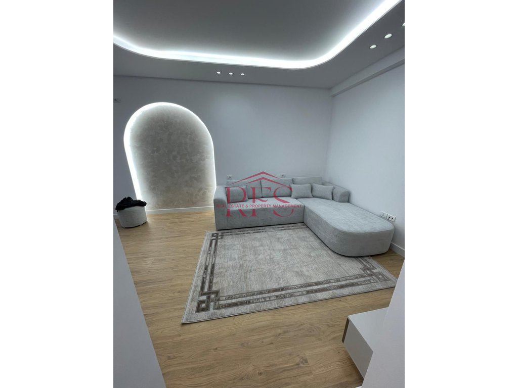 Gallery 01