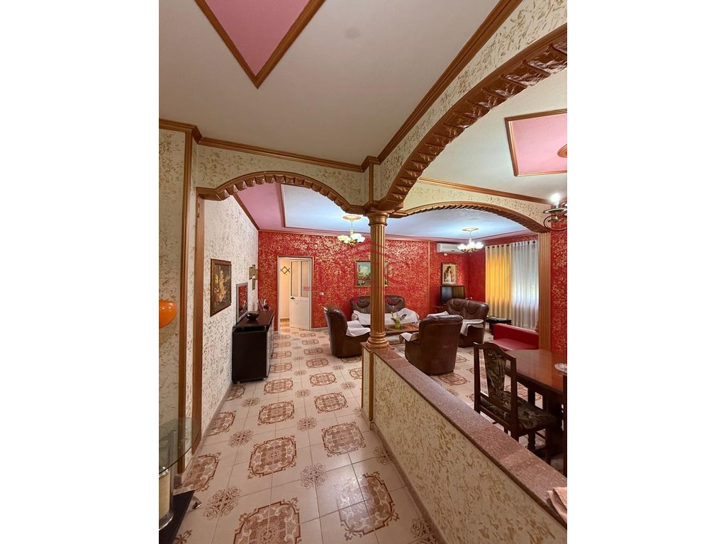 Gallery 01