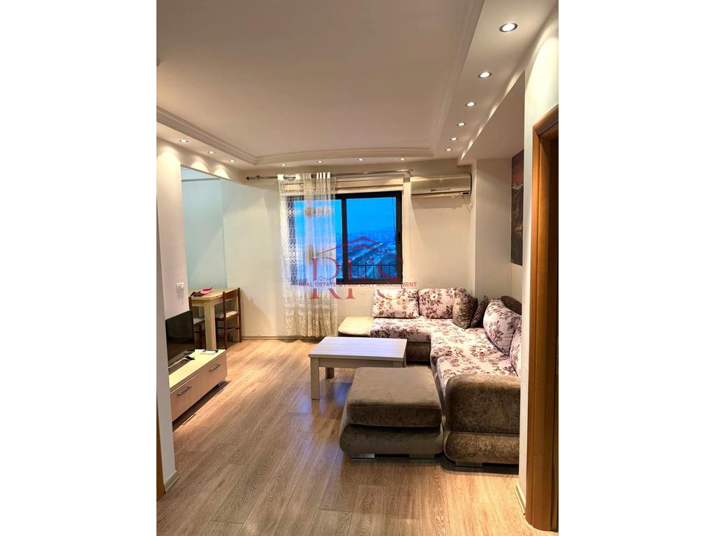 Gallery 01
