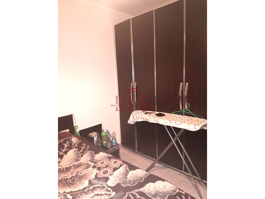 Gallery 01