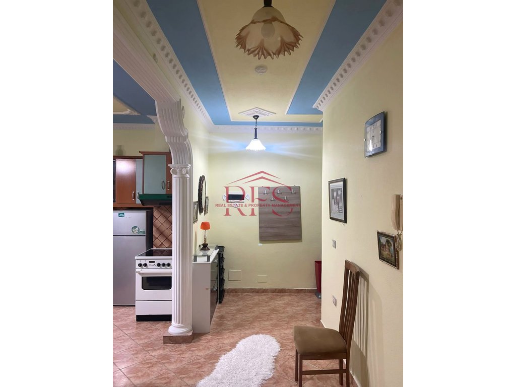 Gallery 01