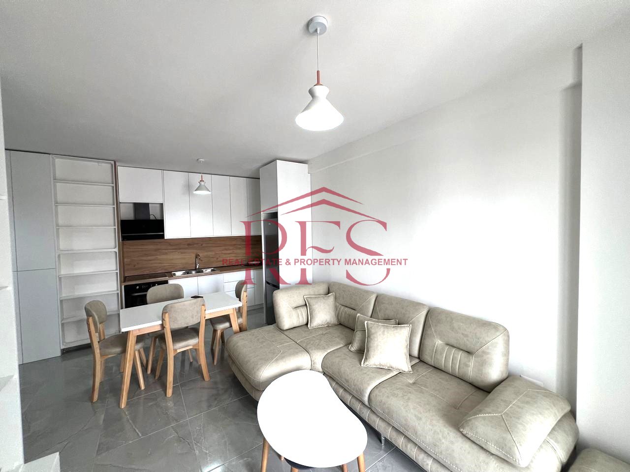 JEPET ME QERA APARTAMENT SUPER LUKS NE ASTIR ME TIPOLOGJI 1+1