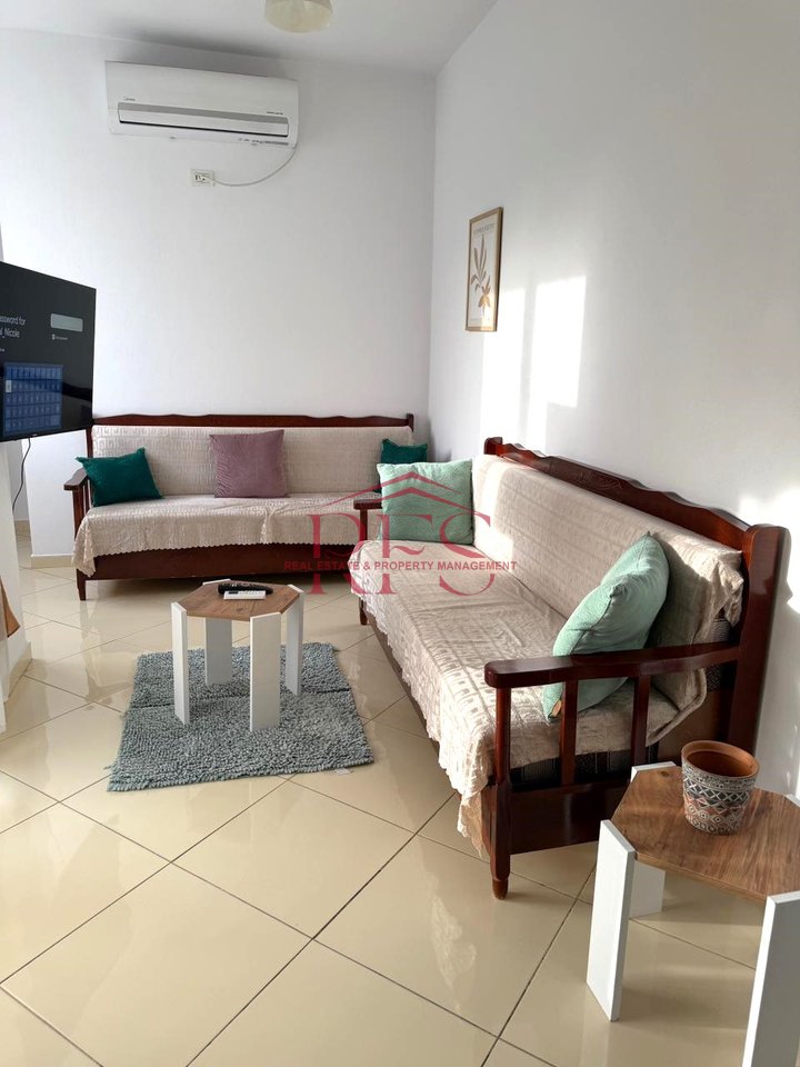 For Rent Entrance 1+1 very good near the Faculty of Medicine near the Hospitals, QSUT