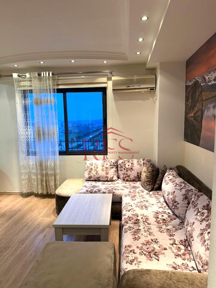 ENTRANCE 2+1 FOR RENT NEAR THE TRAIN STATION, IN THE CENTER OF TIRANA,