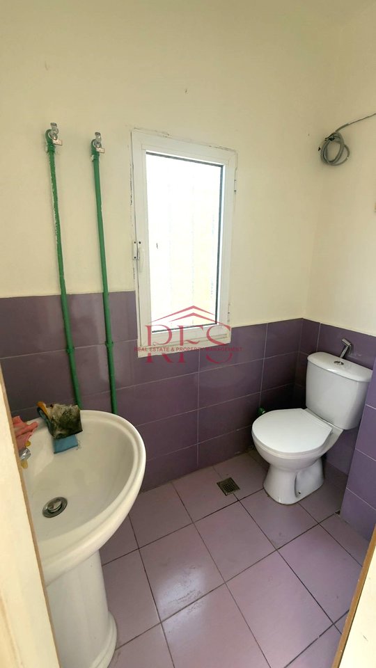 Jepet me qera ambient biznesi per ZYRA , Kati 2,750 € ne 21 DHJETOR