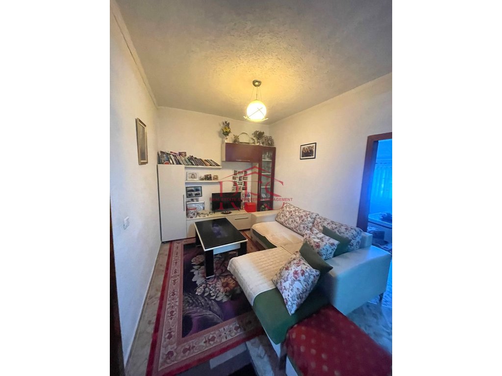 Gallery 01