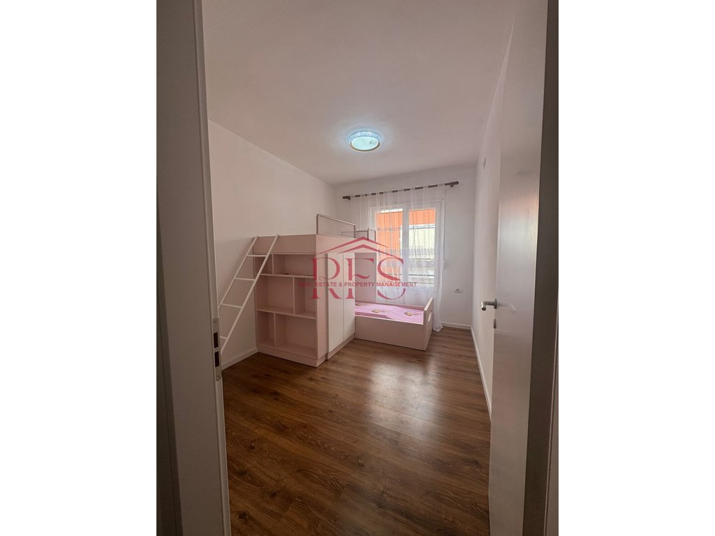 Gallery 01