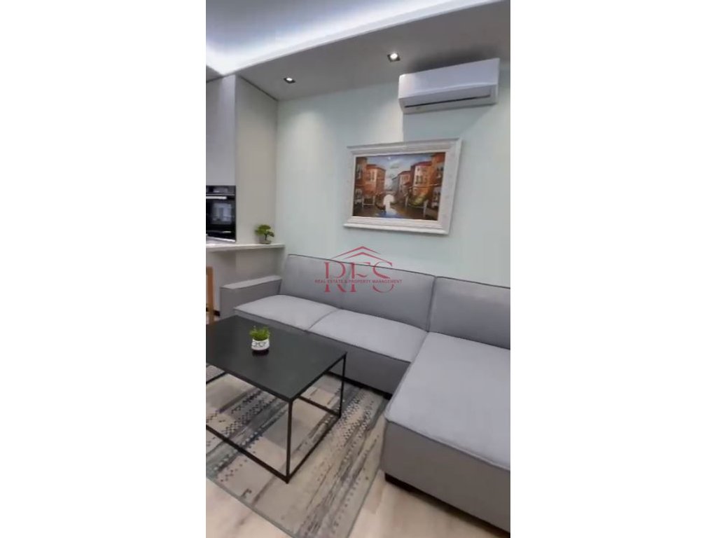 Gallery 01