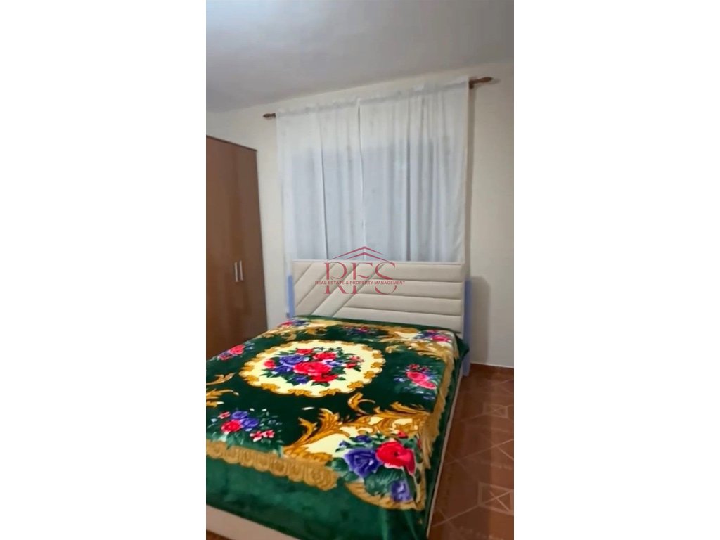 Gallery 01