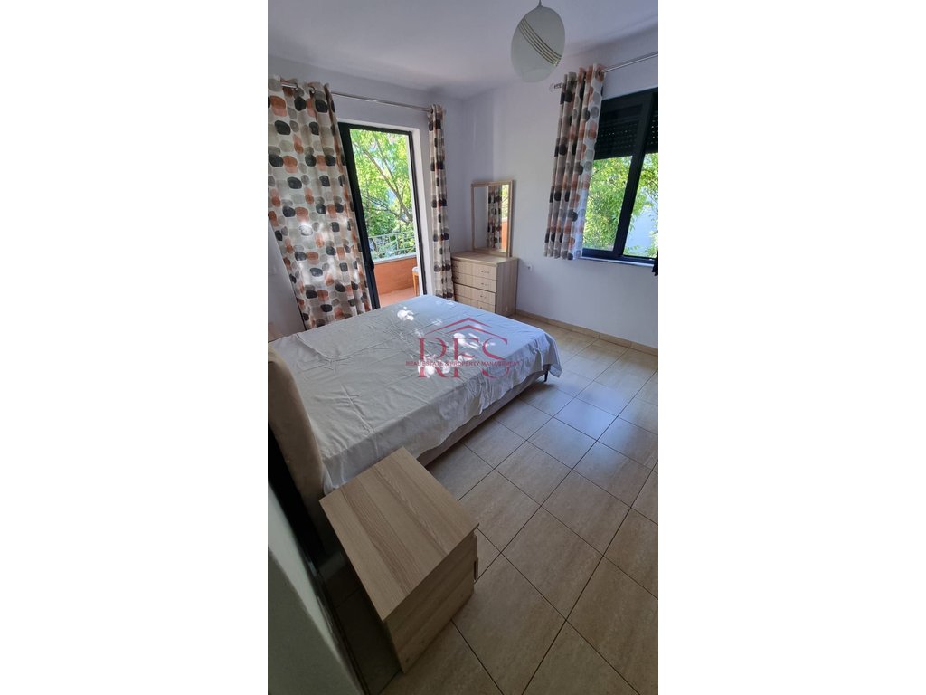 Gallery 01