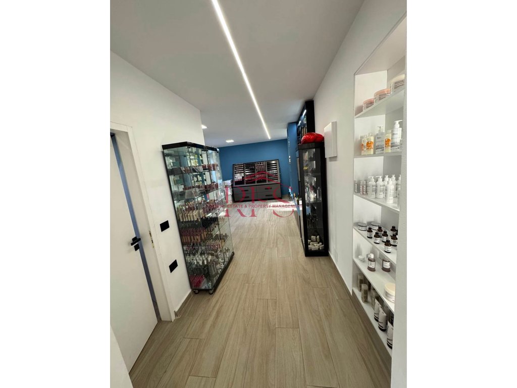 Gallery 01