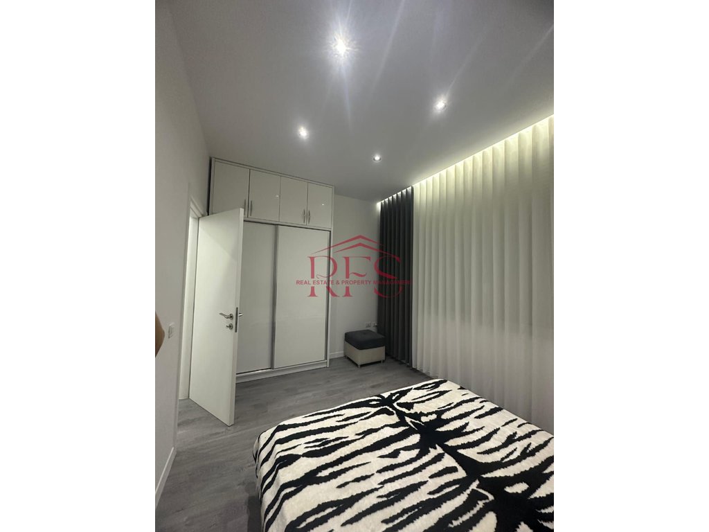 Gallery 01