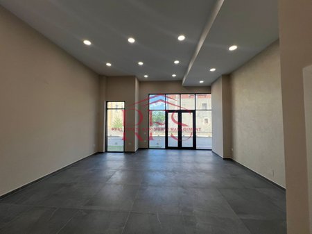 Shiten ambjente biznesi ne ASTIR, VILA L2 me 3000 €/m²