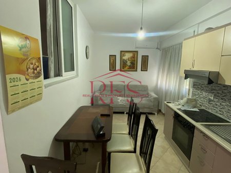 Appartamento 1+1 in affitto al prezzo di 500 € vicino al COMUNE DI PARIGI