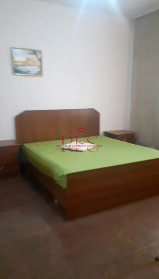 Jepet me Qera Hyrje 1+1 + Kuzhine ne Selite