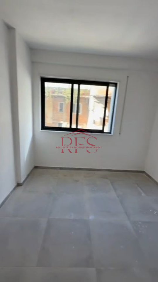🏡 SHITET APARTAMENT 2+1 NË QENDËR TË TIRANËS TEK RRUGA E DURRËSIT