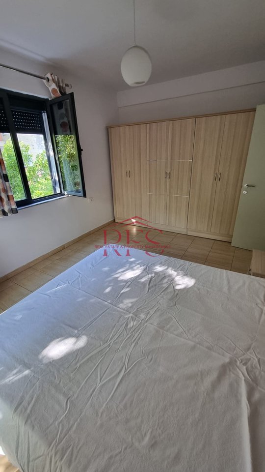 2+1 apartment for rent, Zogu i Zi