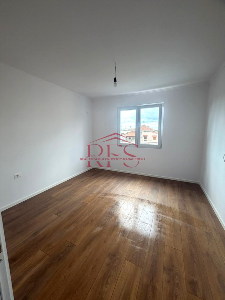 🏡 Shitet Apartament 1+1 ne Porcelan