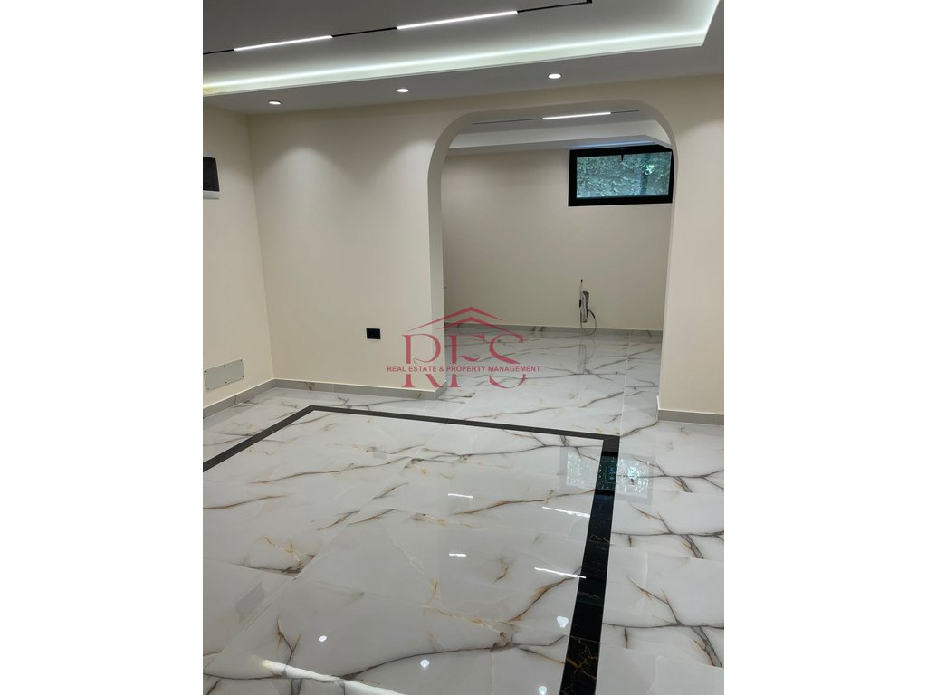 Gallery 01