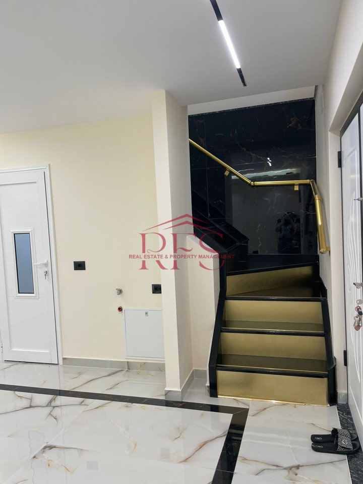 🔥🔥 JEPET ME QERA VILË 2-KATËSHE TE RRUGA E ELBASANIT 🔥🔥