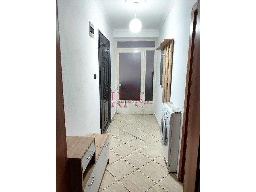 Gallery 01