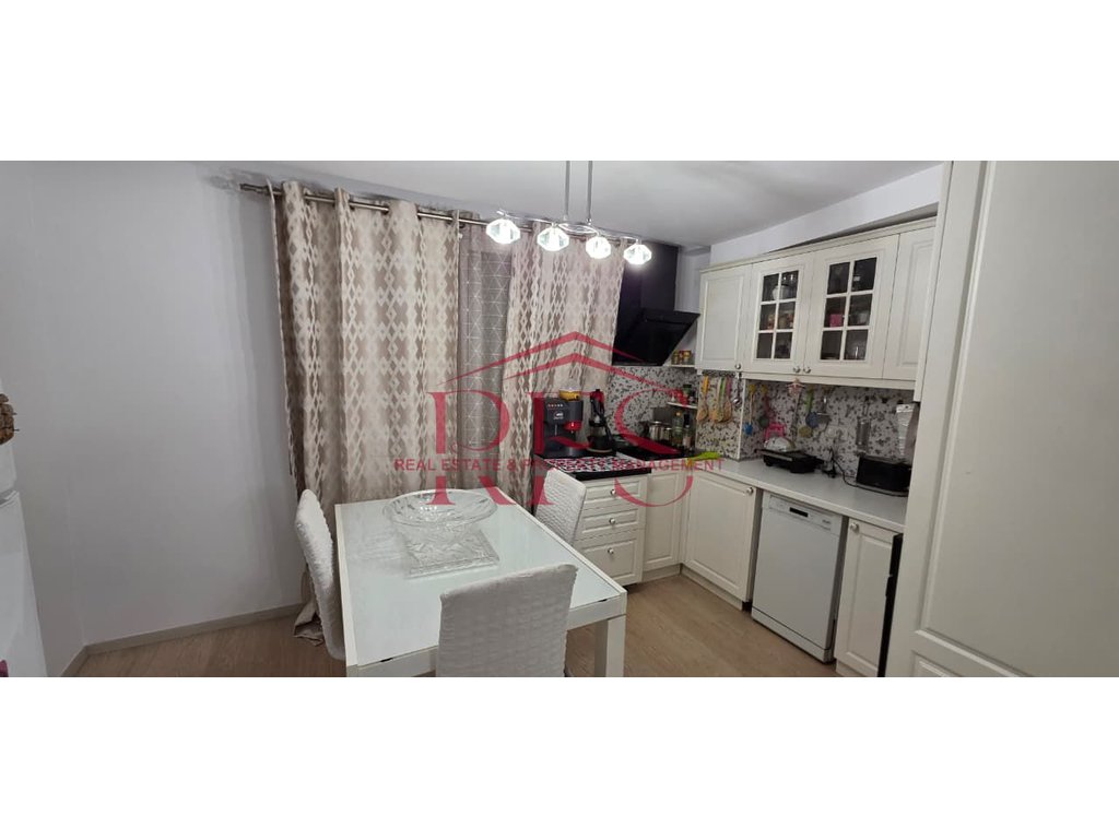 Gallery 01