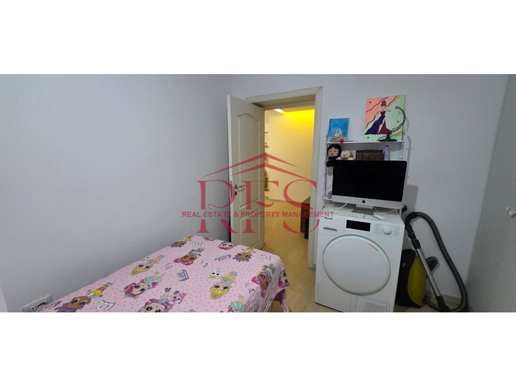 Gallery 01